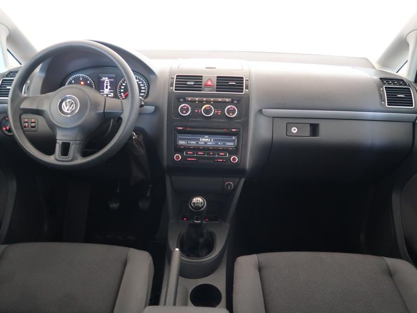 Volkswagen Touran, 2013