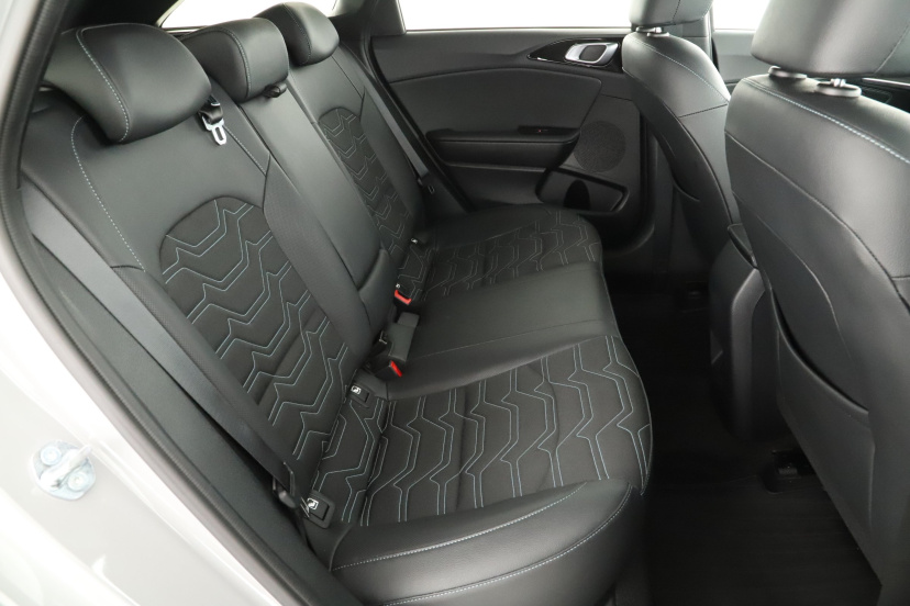 Volkswagen Passat, 2012