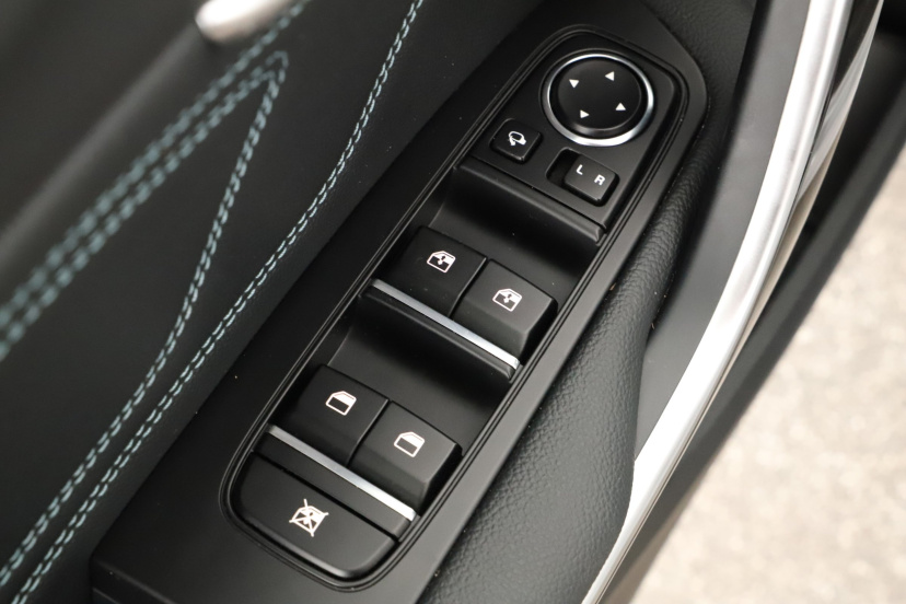 Volkswagen Passat, 2012