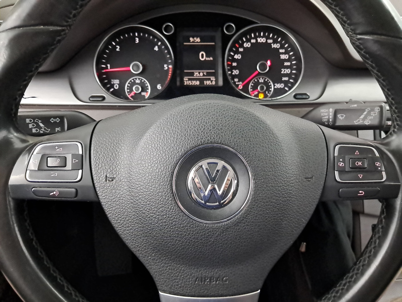 Volkswagen Passat, 2012