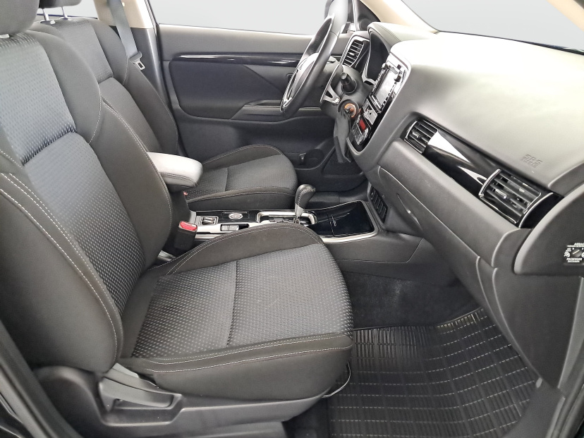 Mitsubishi Outlander, 2019