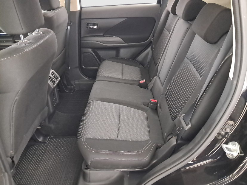 Mitsubishi Outlander, 2019
