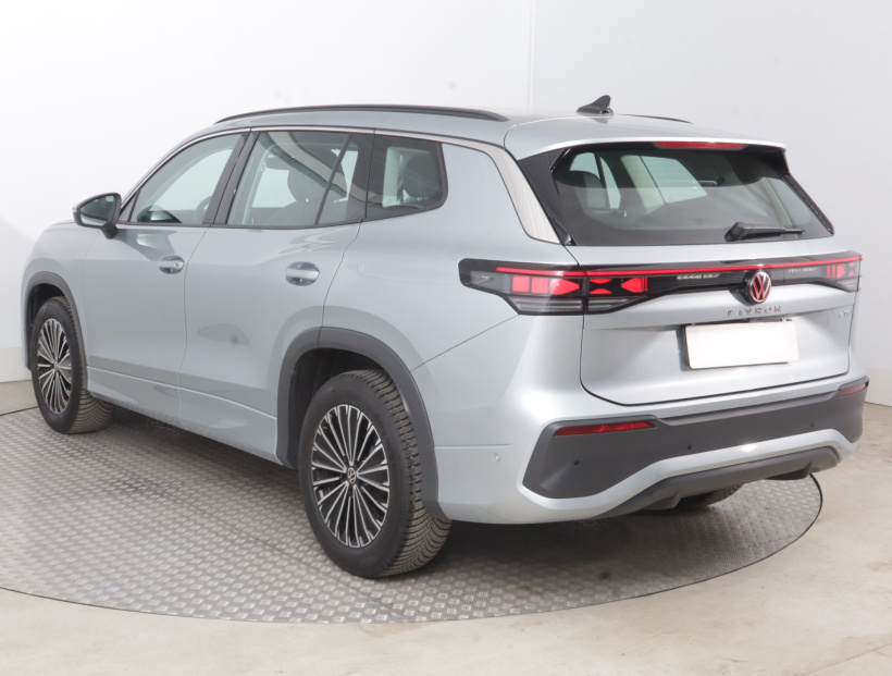 Volkswagen Tayron, 2025