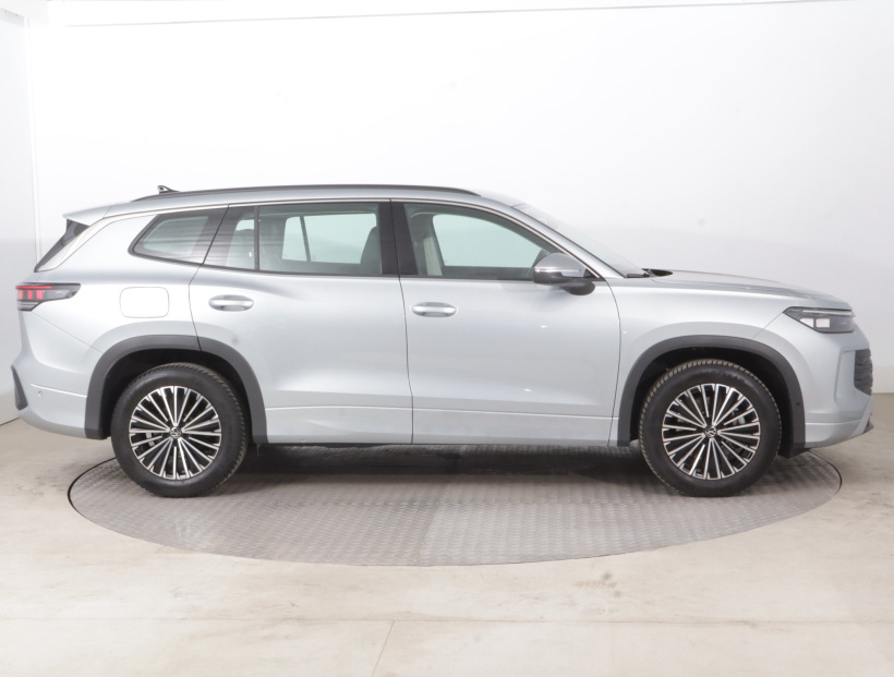 Volkswagen Tayron, 2025