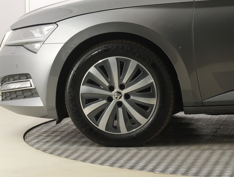Škoda Superb, 2023