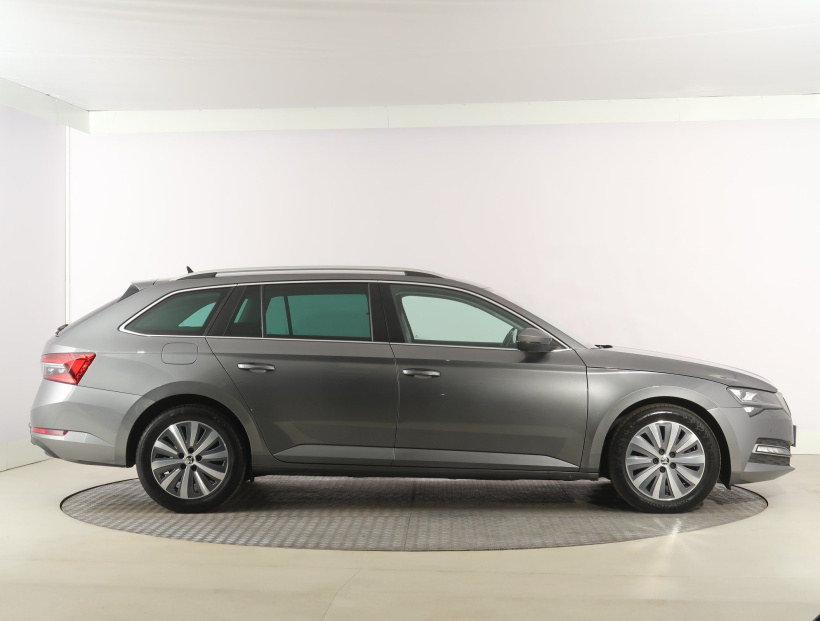 Škoda Superb, 2023