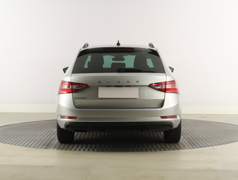 Škoda Superb, 2022