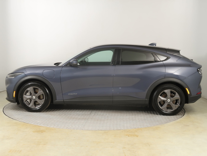 Ford Mustang Mach-E, 2021