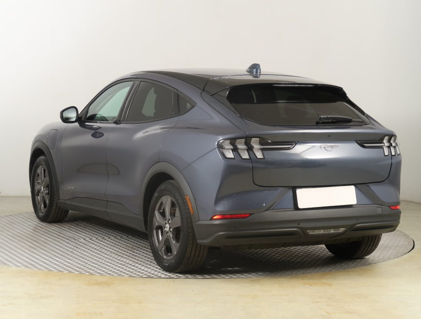 Ford Mustang Mach-E, 2021