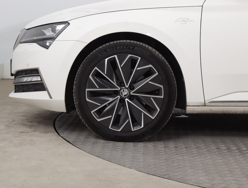 Škoda Superb, 2021