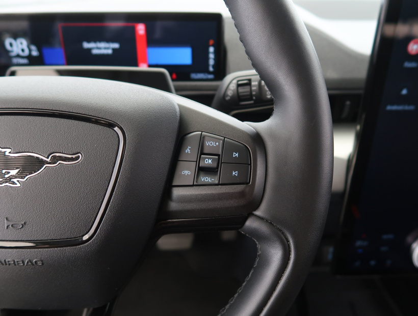 Ford Mustang Mach-E, 2021