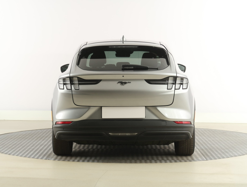 Ford Mustang Mach-E, 2021