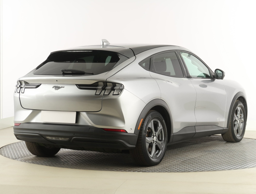 Ford Mustang Mach-E, 2021