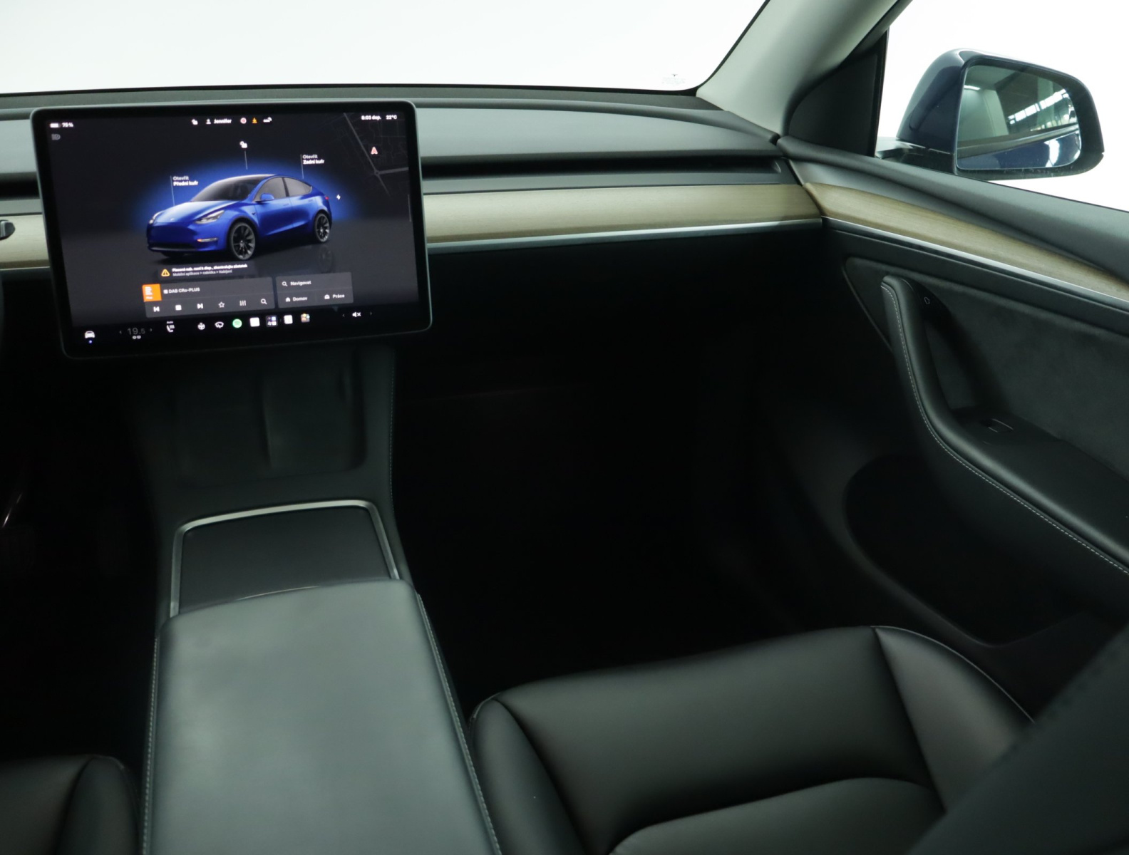 Tesla Model Y Long Range AWD – fotografie 11