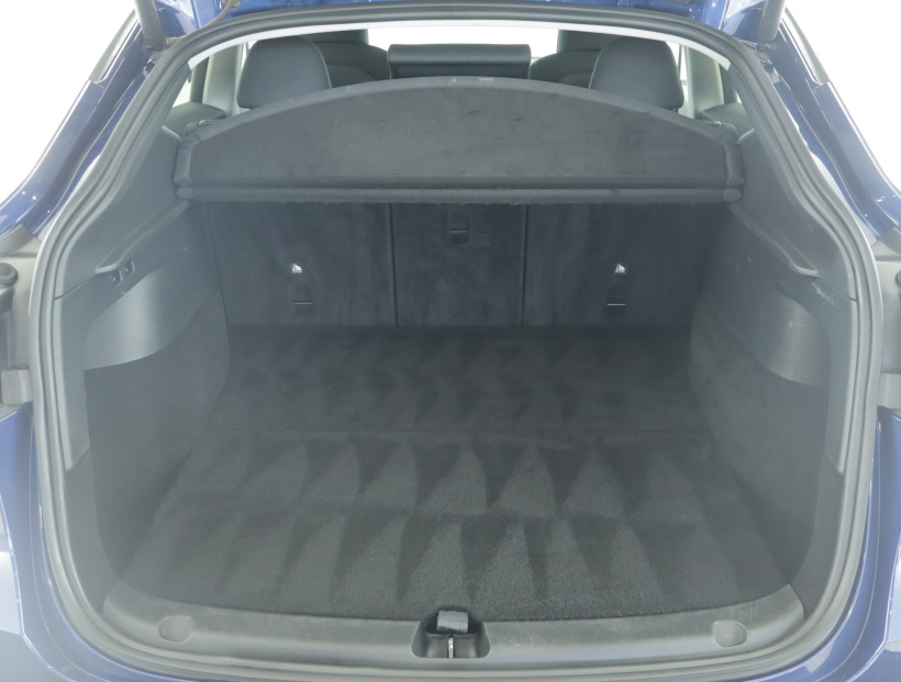 Tesla Model Y, 2023