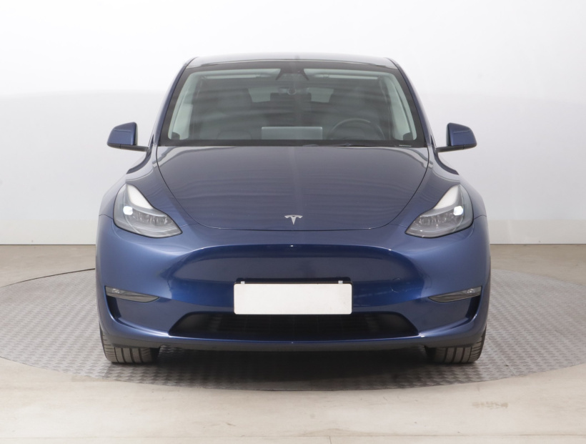 Tesla Model Y, 2023