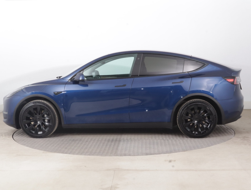 Tesla Model Y, 2023