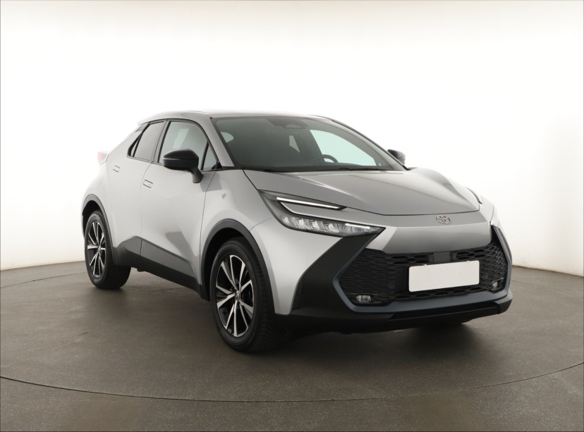 Toyota C-HR, 2024