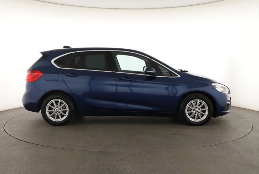 BMW 2 Active Tourer, 2015