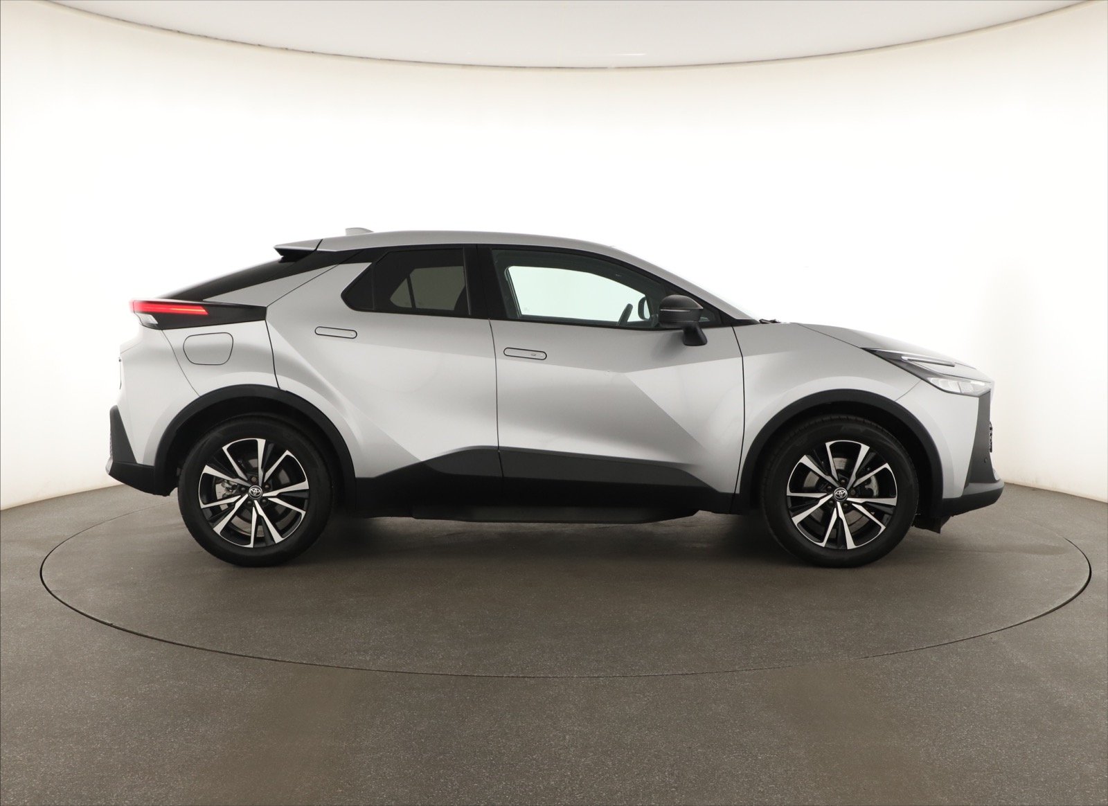 Toyota C-HR - 2025