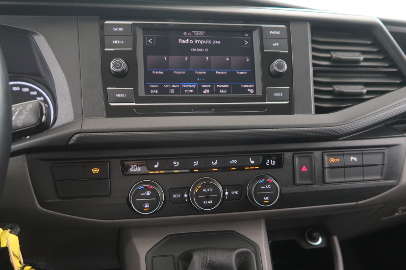 Volkswagen Caravelle, 2024