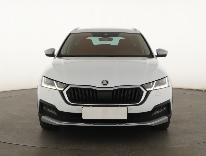 Škoda Octavia Scout, 2022