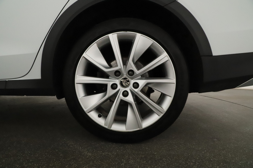 Škoda Octavia Scout, 2022