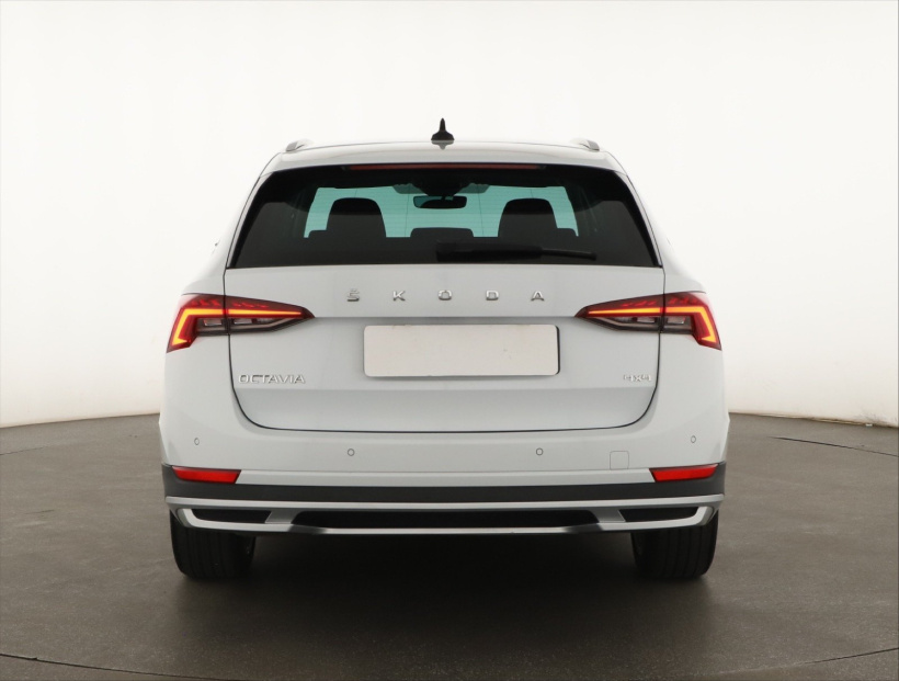 Škoda Octavia Scout, 2022