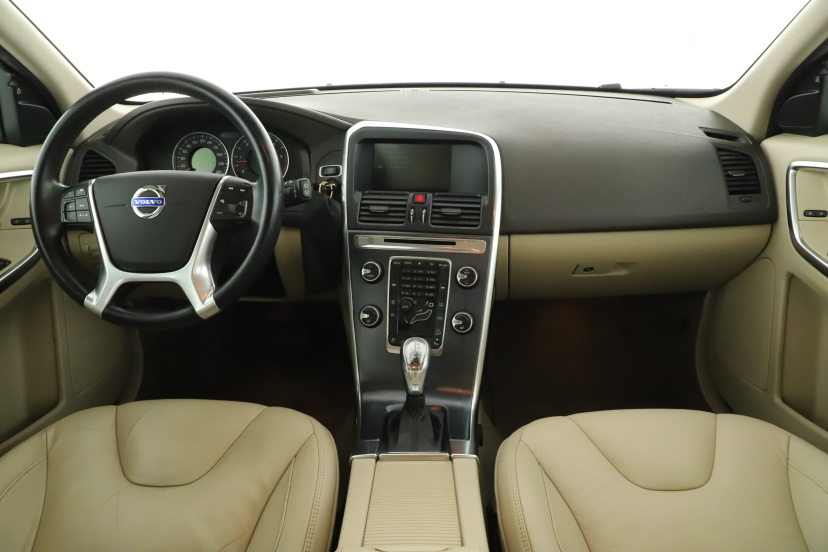 Volvo XC60, 2012