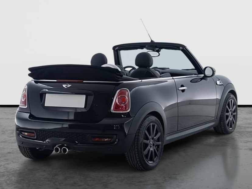 MINI Cabrio, 2011