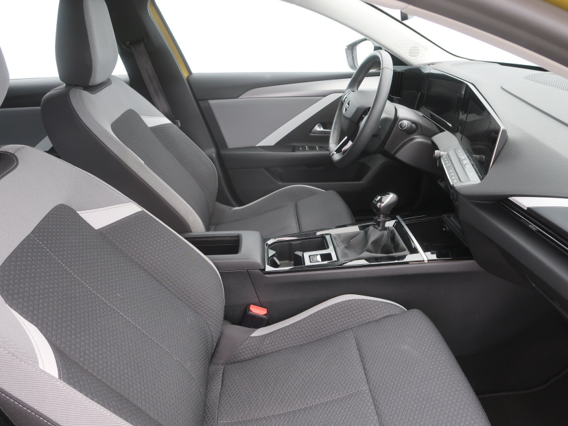 Opel Astra, 2023