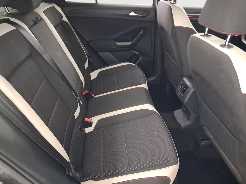 Volkswagen T-Roc, 2018