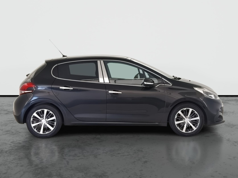 Peugeot 208, 2016