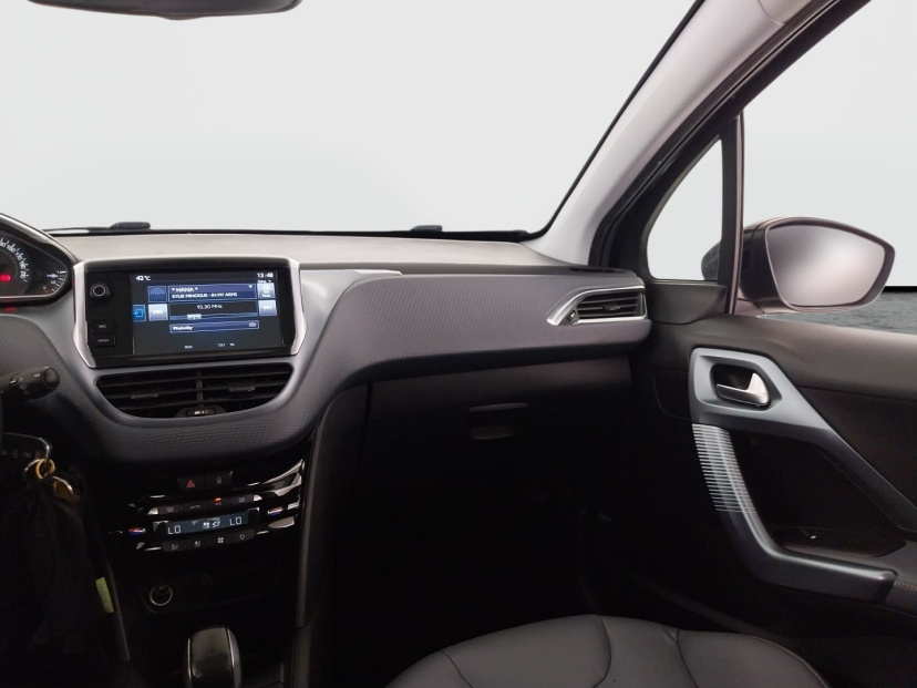 Peugeot 208, 2016