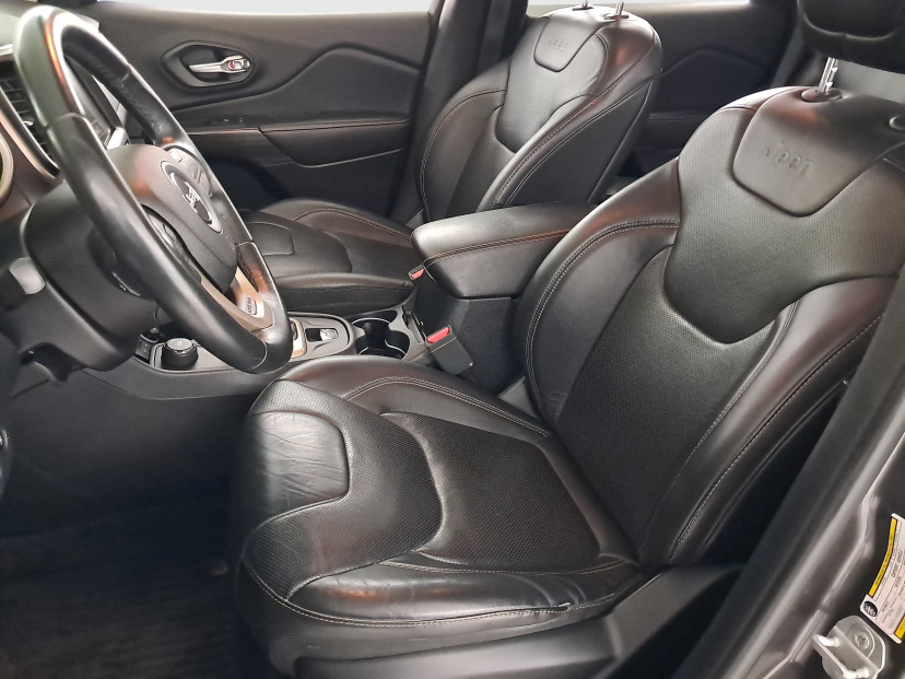 Jeep Cherokee, 2016