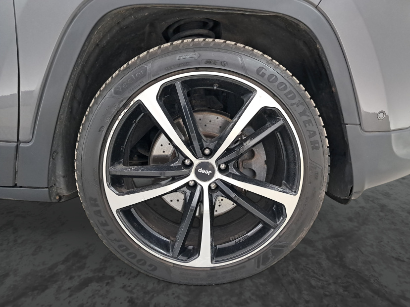 Jeep Cherokee, 2016