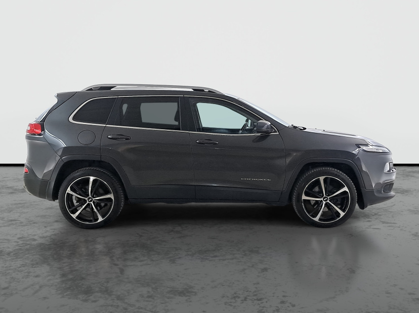 Jeep Cherokee, 2016