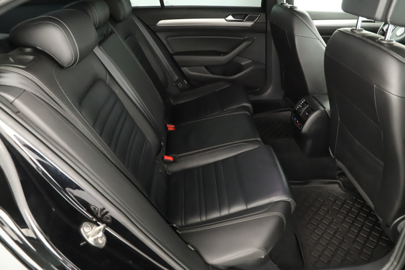 Volkswagen Passat, 2019