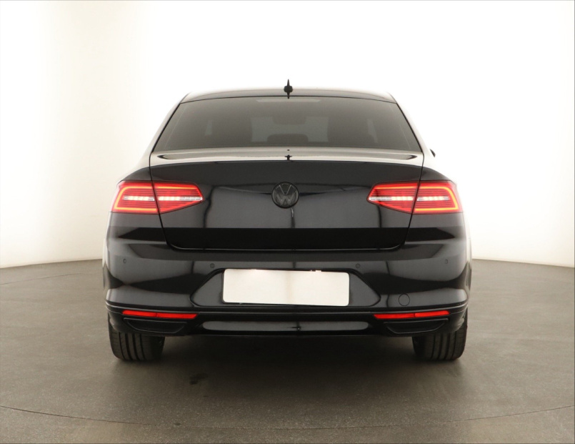 Volkswagen Passat, 2019