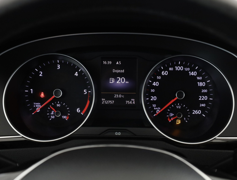 Volkswagen Passat, 2016