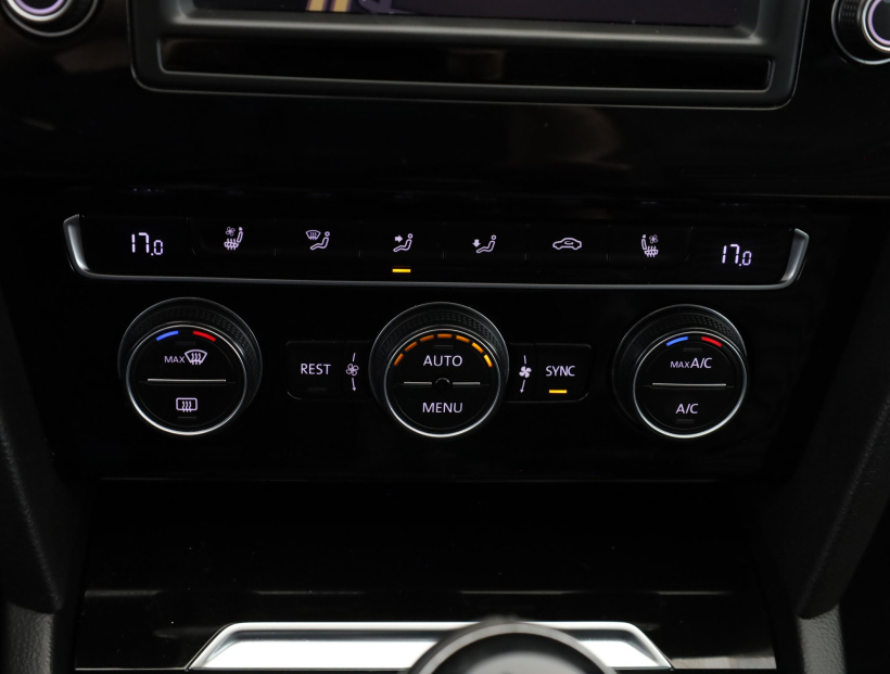 Volkswagen Passat, 2016