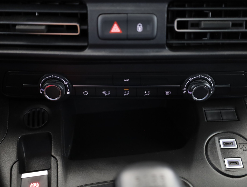 Opel Combo, 2025
