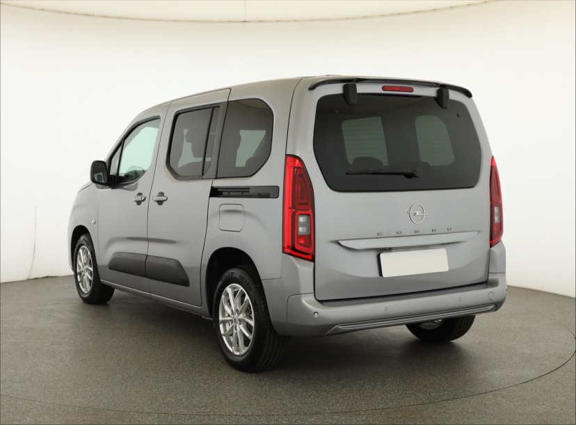Opel Combo, 2025