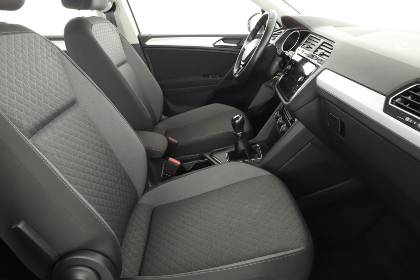 Volkswagen Tiguan, 2020