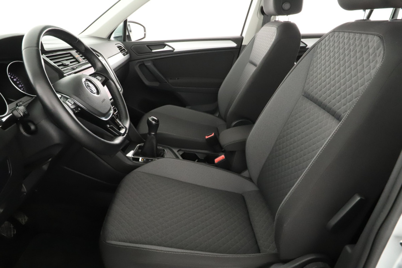 Volkswagen Tiguan, 2020