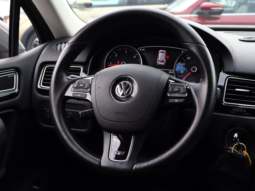 Volkswagen Touareg, 2016