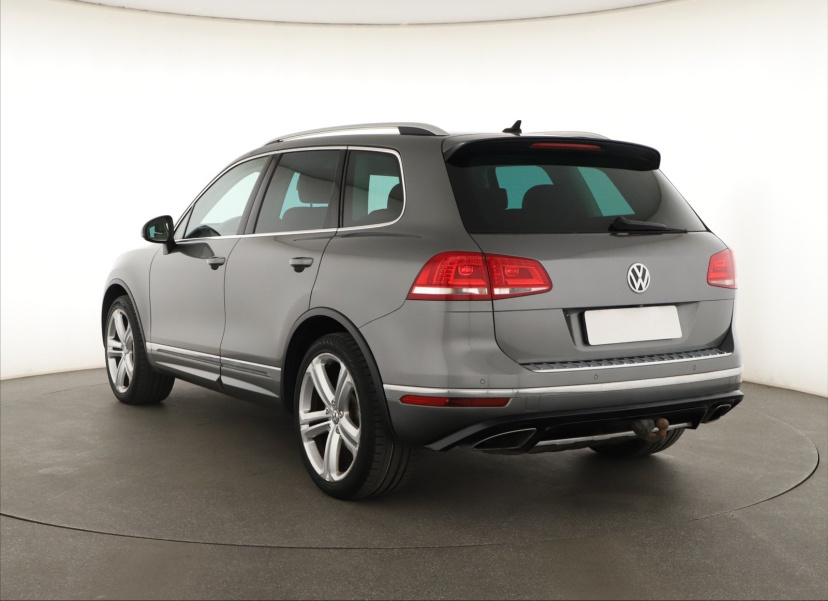 Volkswagen Touareg, 2016