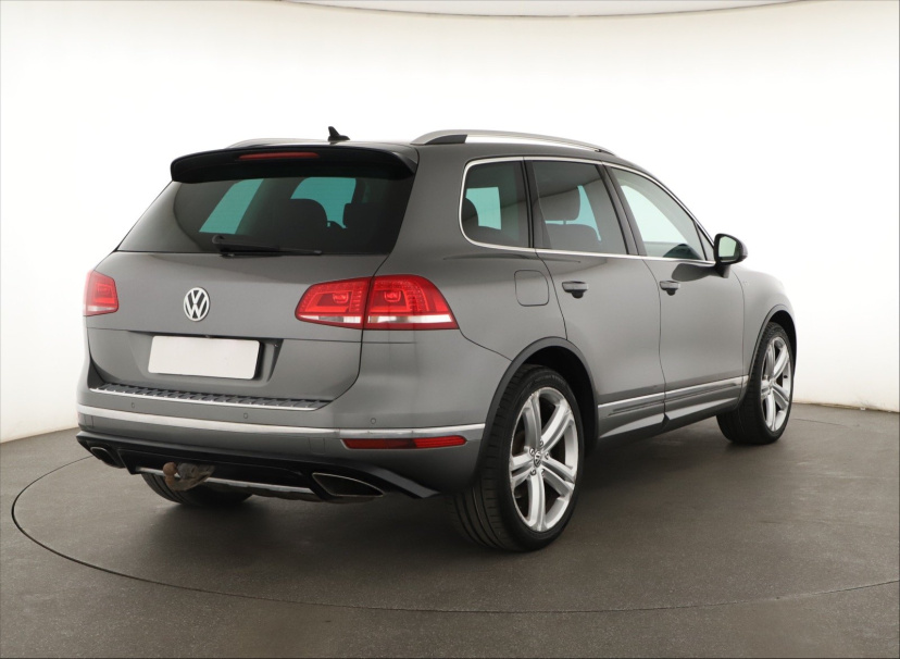 Volkswagen Touareg, 2016