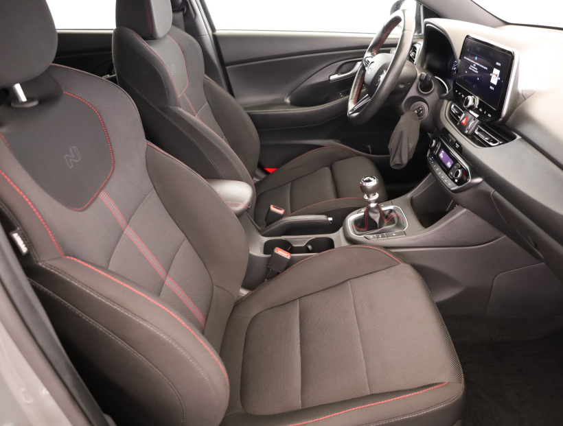 Hyundai i30, 2022