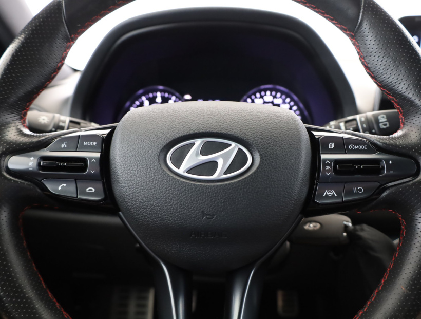 Hyundai i30, 2022